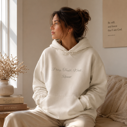 Sweat à capuche Prier, faire confiance, attendre